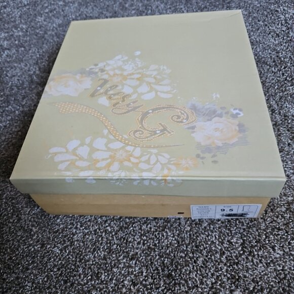 NIB Very G Rooney Taupe/Brown Knee High Size 9.5 Zip-Up Fashion Boots - Picture 5 of 5